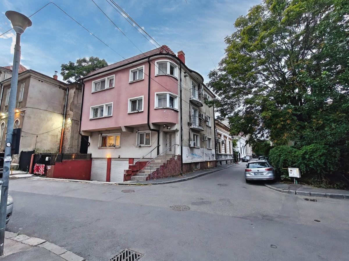 Balcesti Design Apartments - Walk to Old Town - Pumo Properties - B&B Bucarest