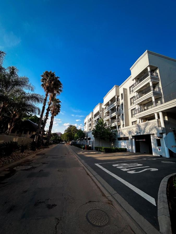 Zalari Luxe Suite at Cottonwoods Sandton - B&B Johannesburgo