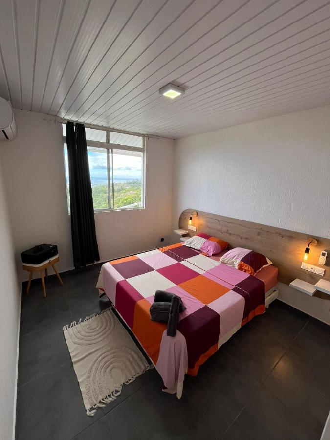 Camera Matrimoniale con Vista Mare