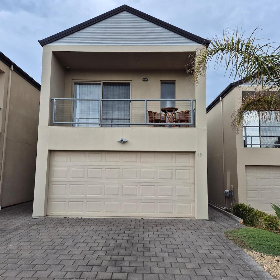 19th Hole Golf, Wine & Sea - B&B Normanville