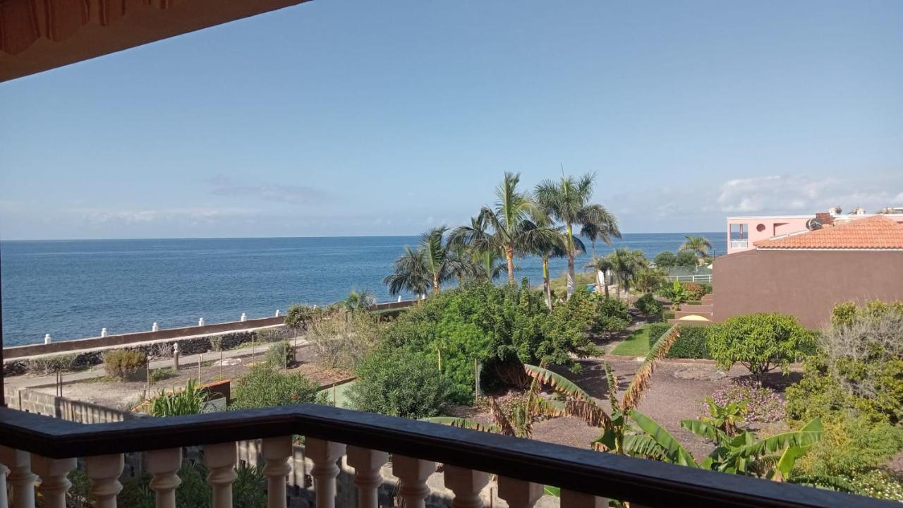 One-Bedroom Apartment with Balcony and Sea View