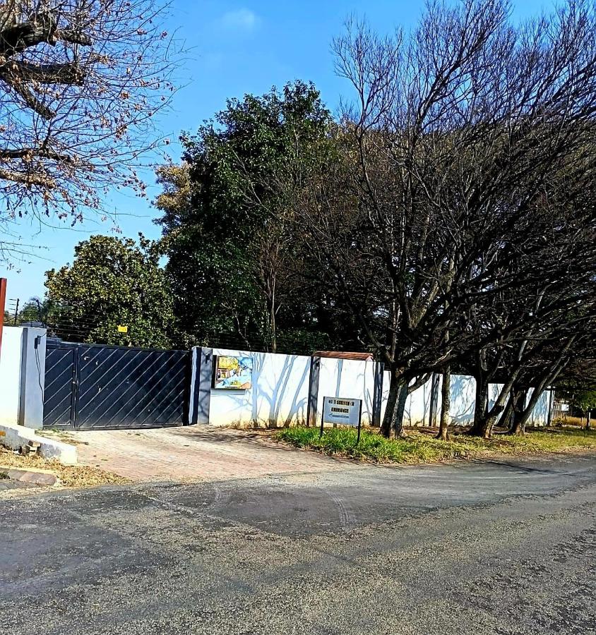 Kairos Guest Lodge Bedfordview - B&B Johannesburg