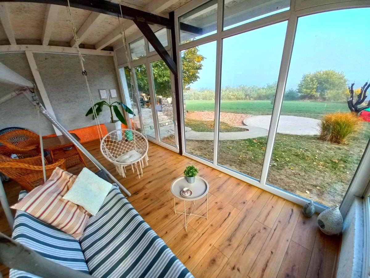 Honey hill apartment Fruska Gora - Chambres d’hôtes Čerević