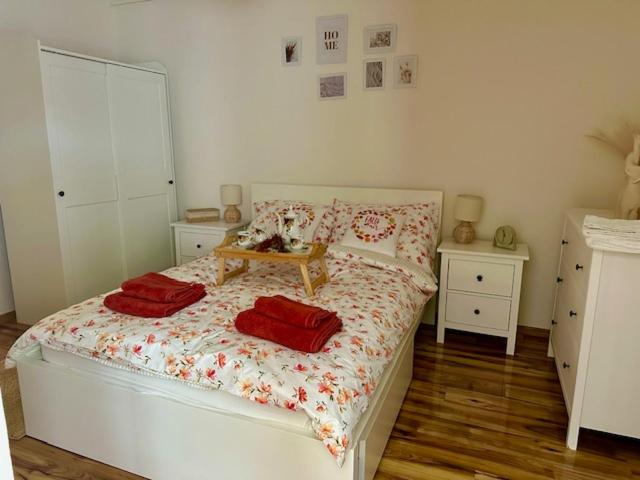 Harmony Suite Apartment - B&B Pápa