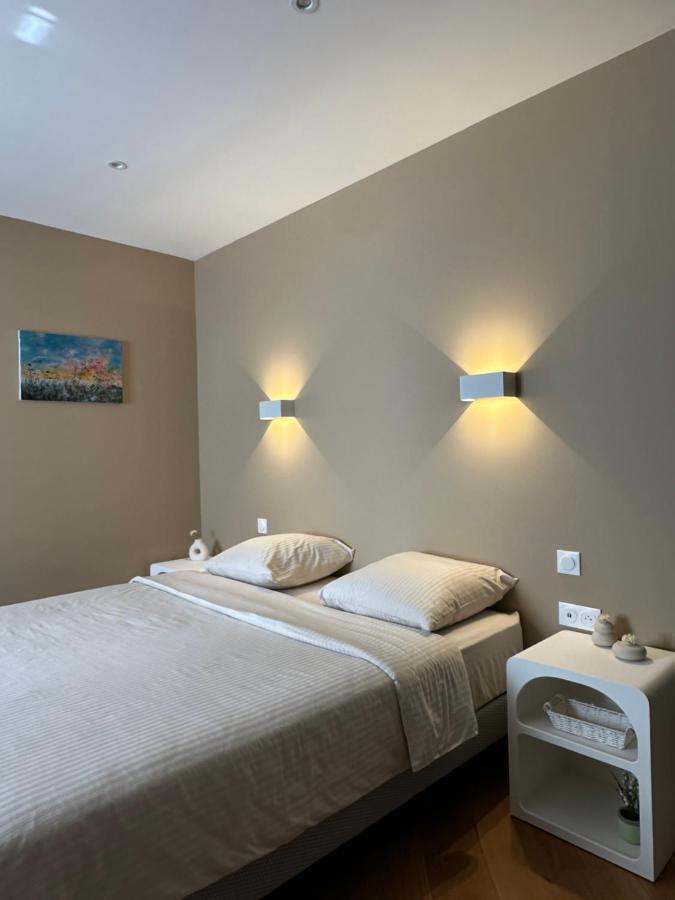 Chambre Privée La Valette avec salle de bain - Ferienwohnung Domagné