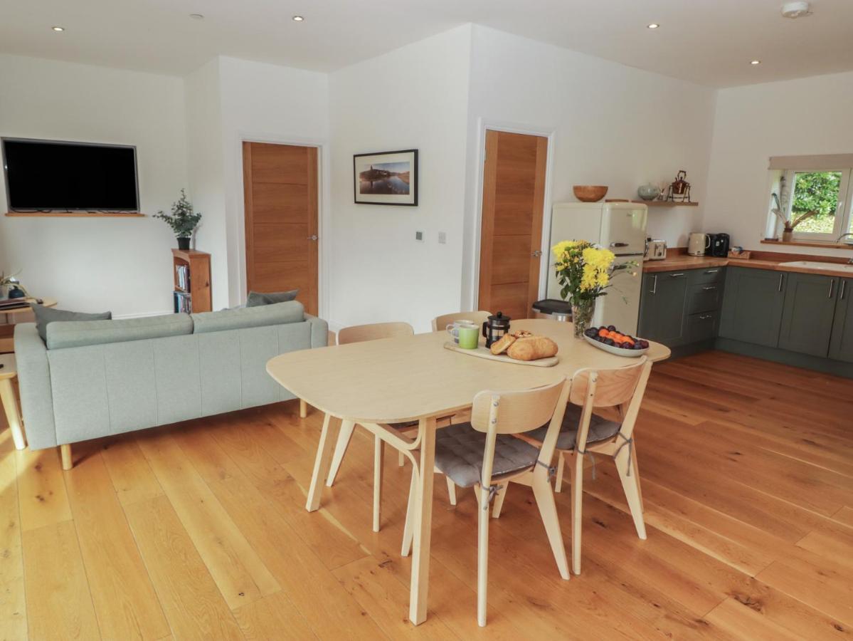 The Lodge - B&B Bridgend