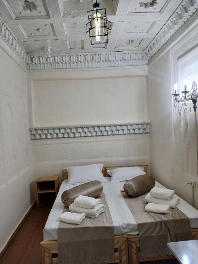 Economy Triple Room with Shared Bathroom