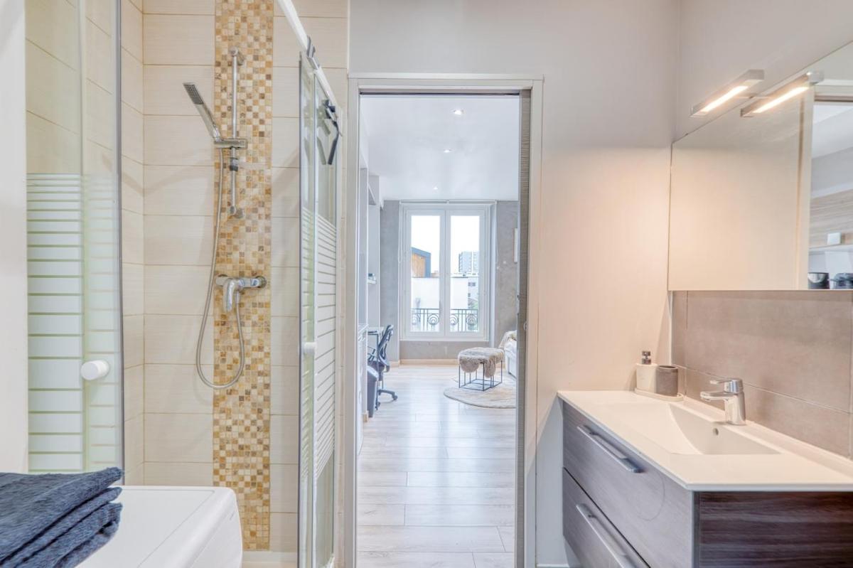 Le calme urbain - Villeurbanne - Proximité Lyon - B&B Villeurbanne