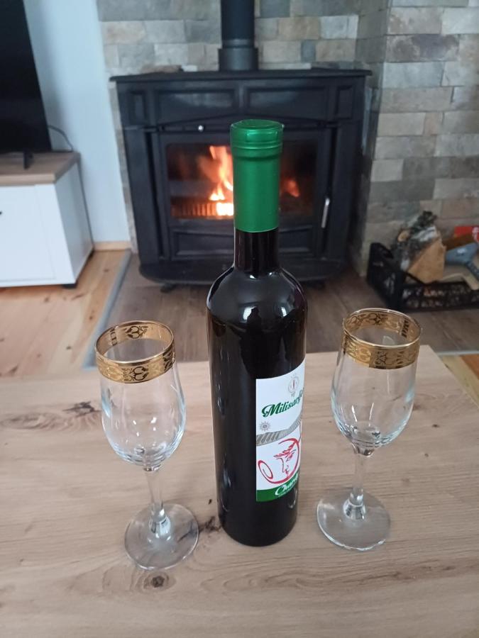 DeLux Apartment Helena 2 - Bed and Breakfast Žabljak