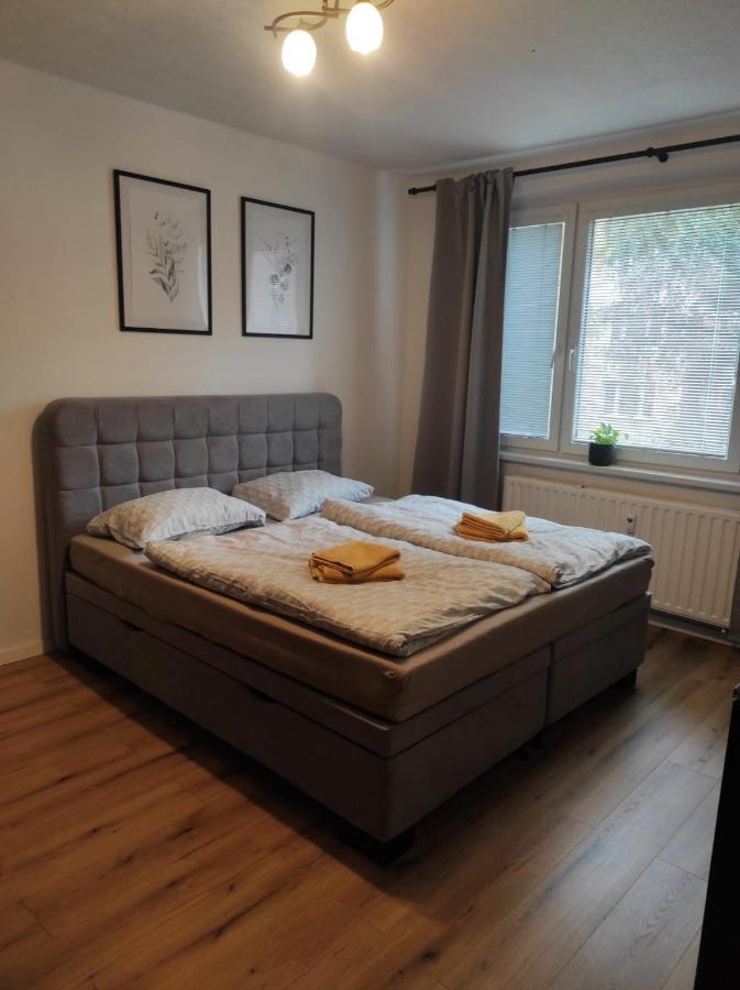 Moderný apartmán pri lesoparku - B&B Košice
