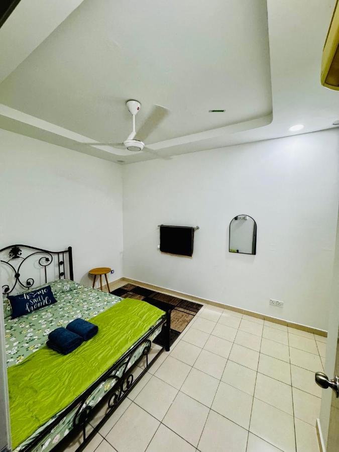 Az homes AG - B&B Kampung Jelatang