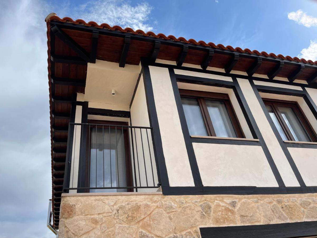 Apartamento de 1 dormitorio con balcón