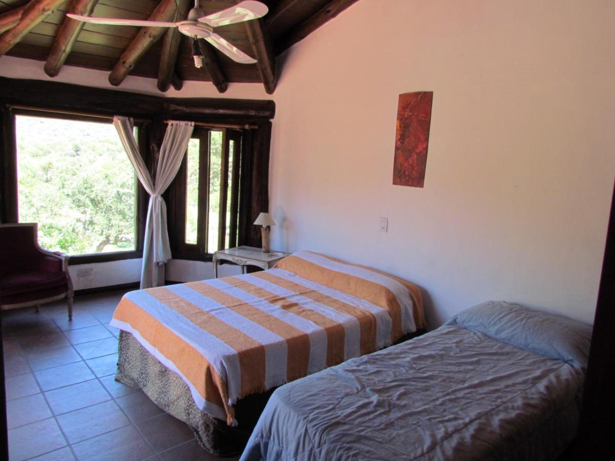 Cabañas San Miguel - B&B Cortaderas