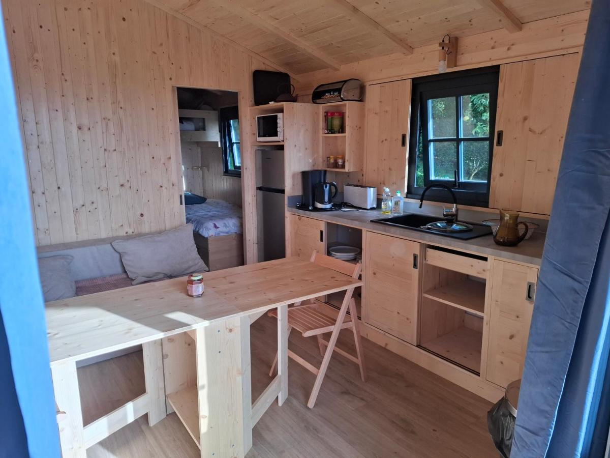 Ardoise et miel la grande cabane - B&B Sadroc