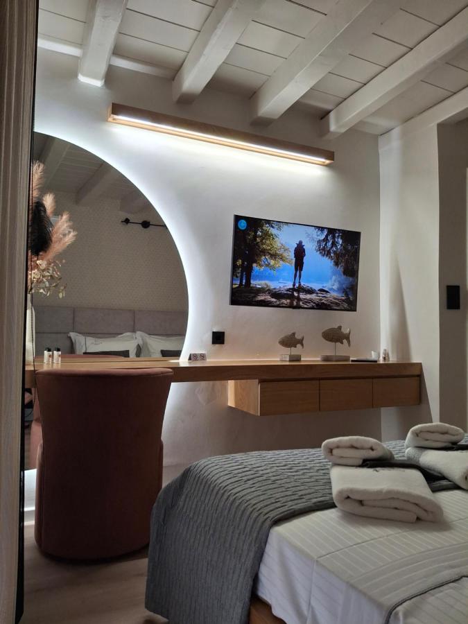 Three-Bedroom Deluxe Apartment