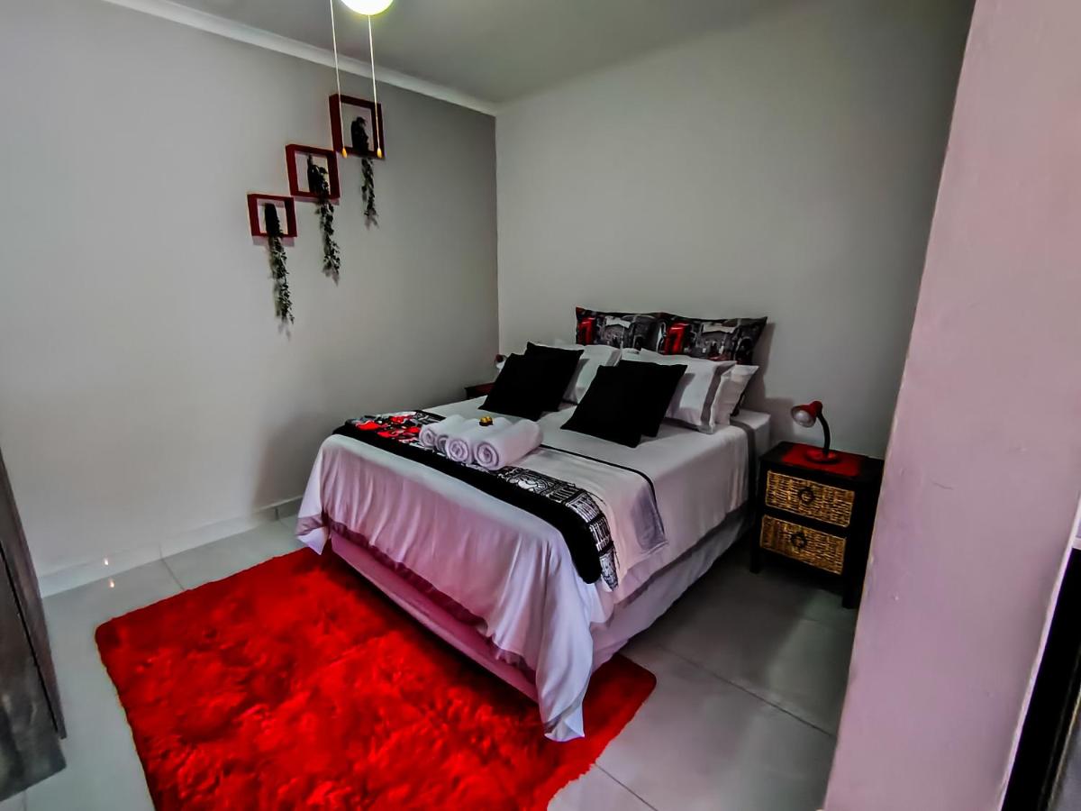 Camera Queen con Vista Giardino