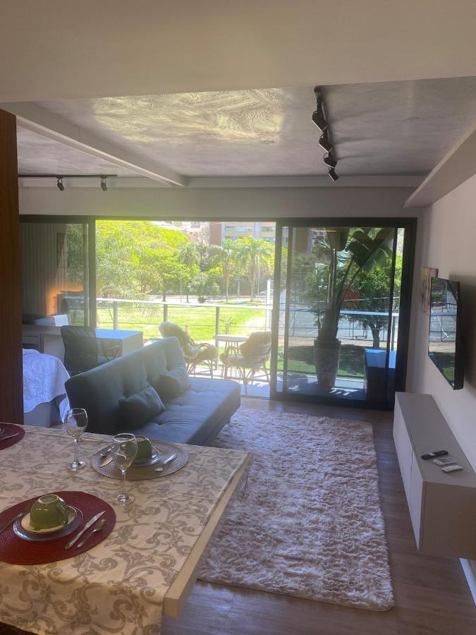 Estúdio com vista para Praça André Forster - B&B Porto Alegre