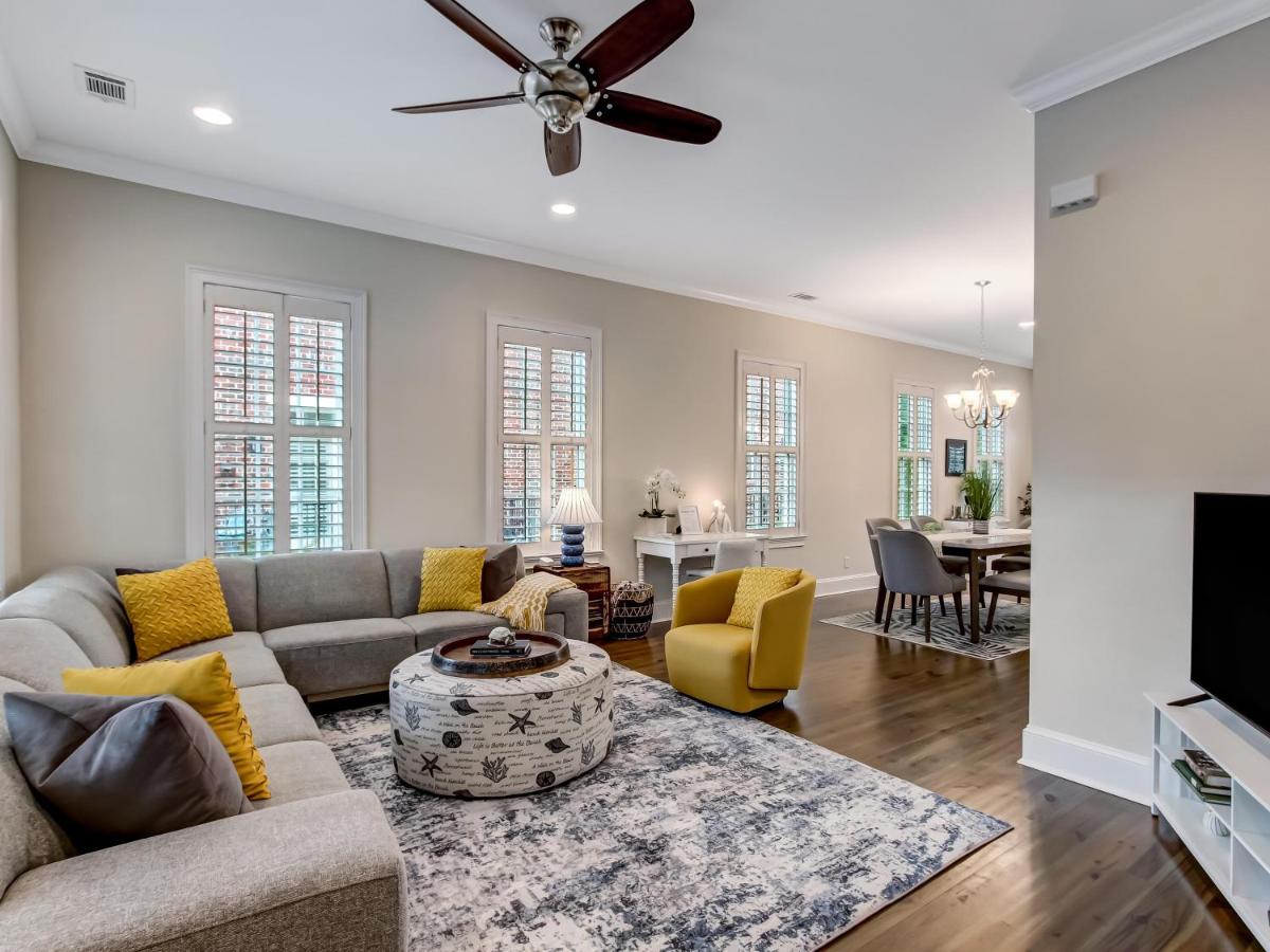 Crawford Chic + Coastal - B&B Savannah