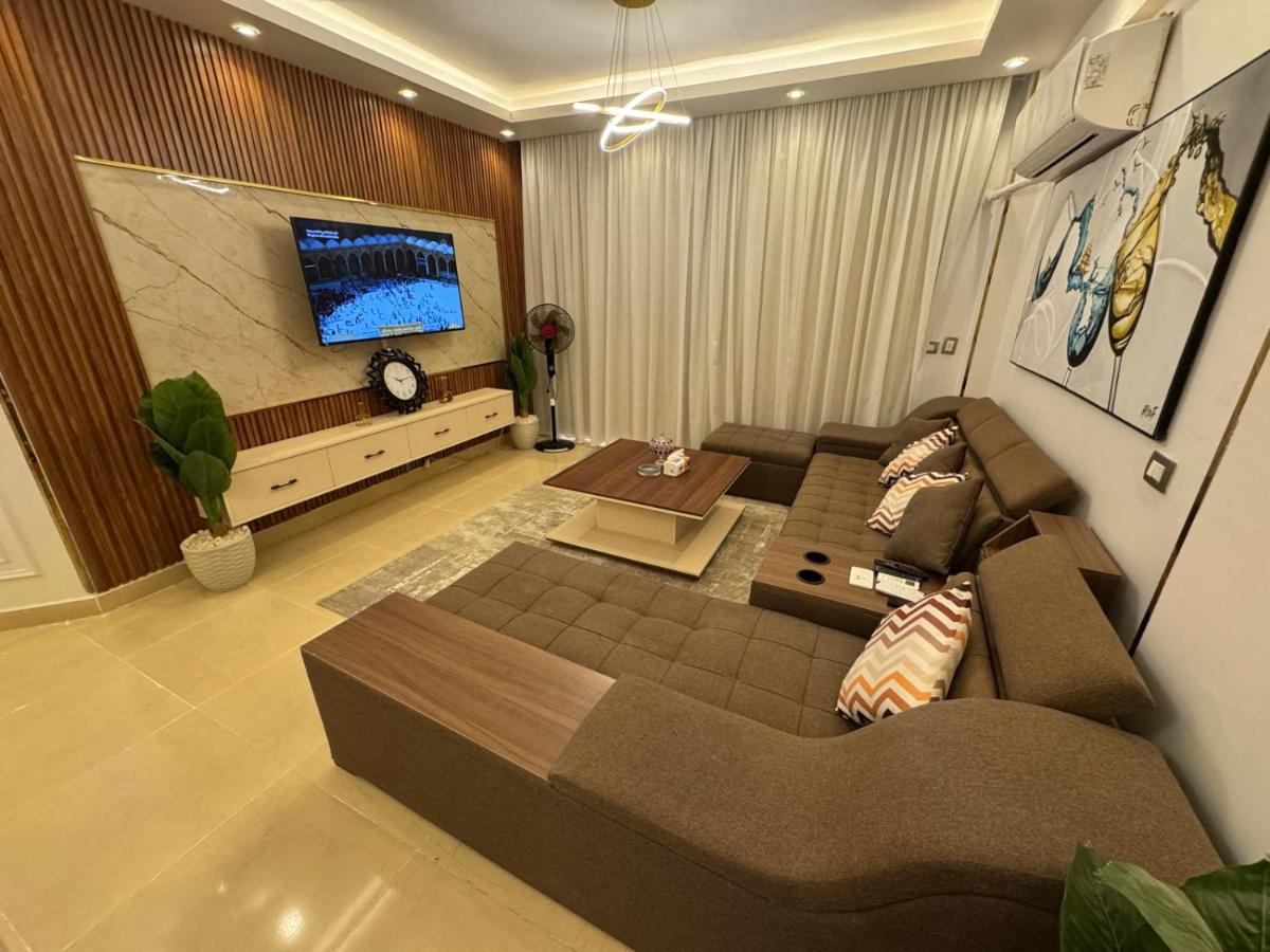 Luxury diamond apartment in wesal residences compound - B&B New Cairo
