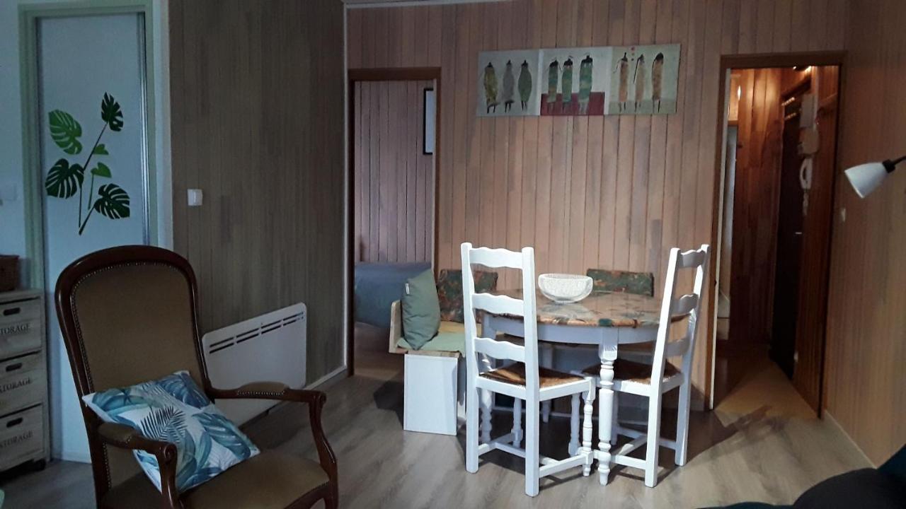 Appartement vert tendre face à la montagne - B&B Bagnères-de-Luchon