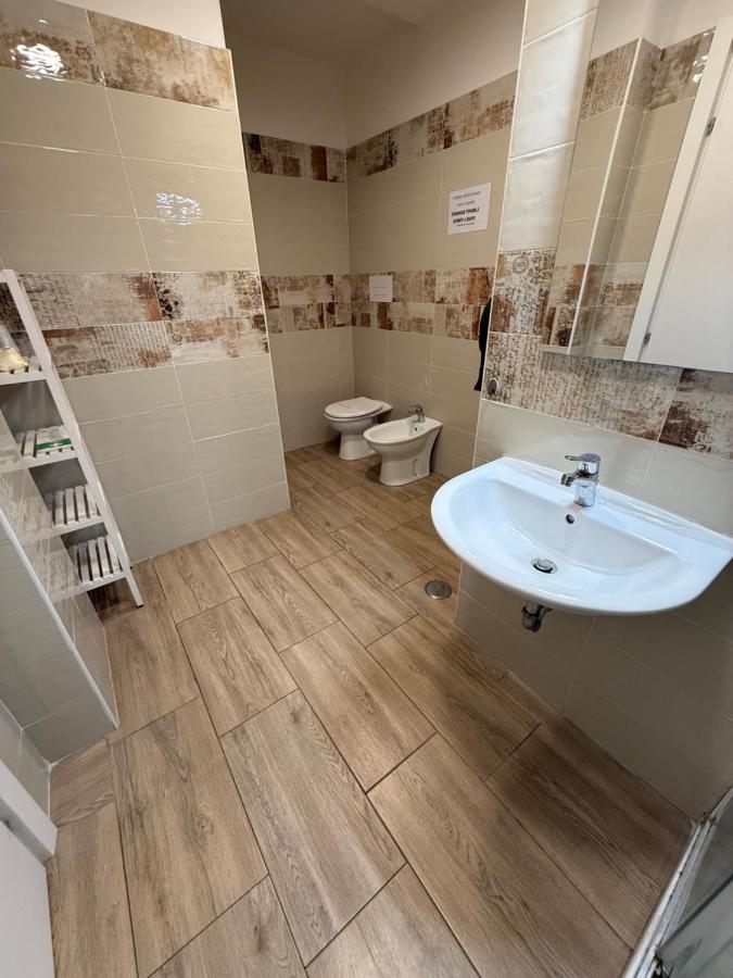 Dreibettzimmer mit Balkon