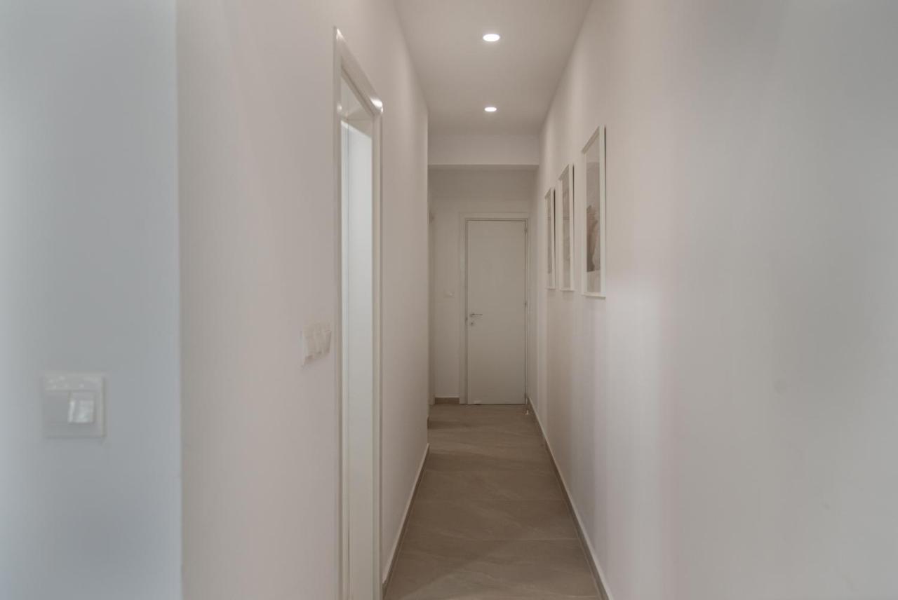 Appartamento con 2 Camere da Letto e Vista Mare 