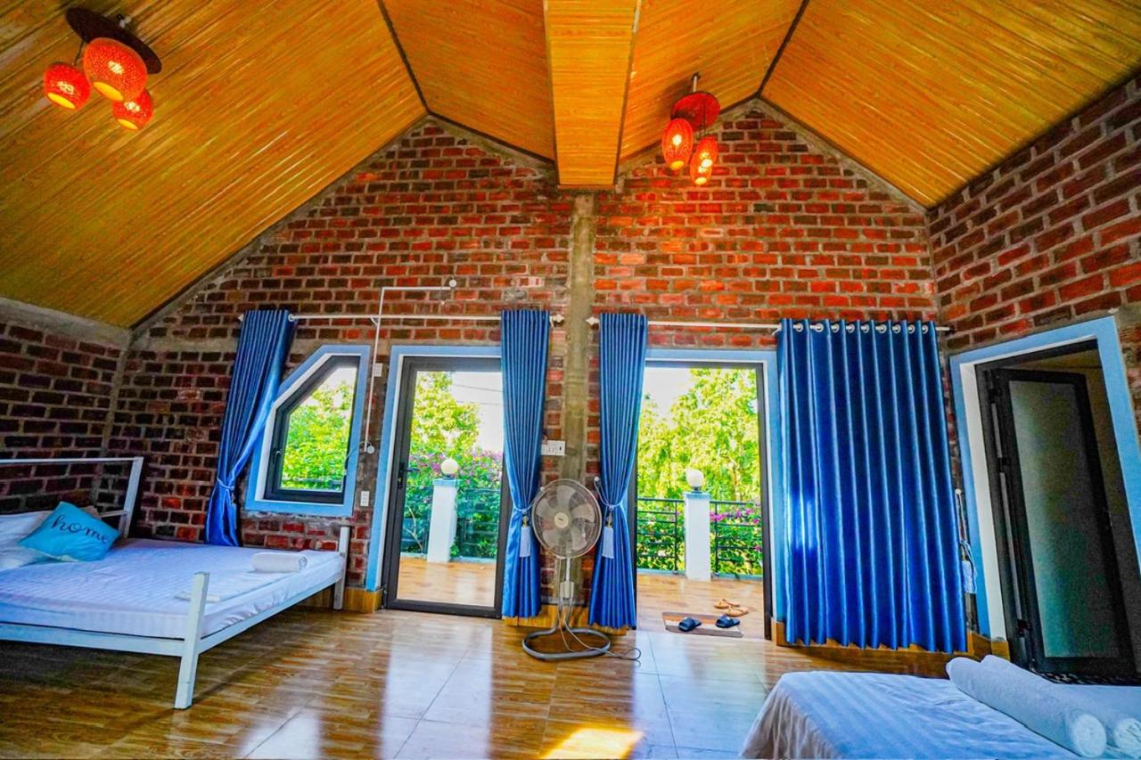 Quadruple Room with Mountain View