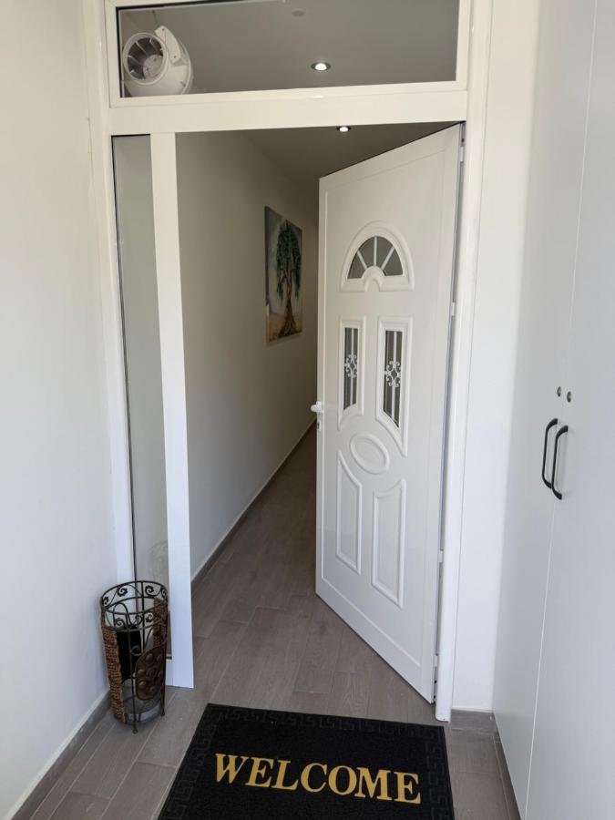 Greis apartments 1 - B&B Tirana