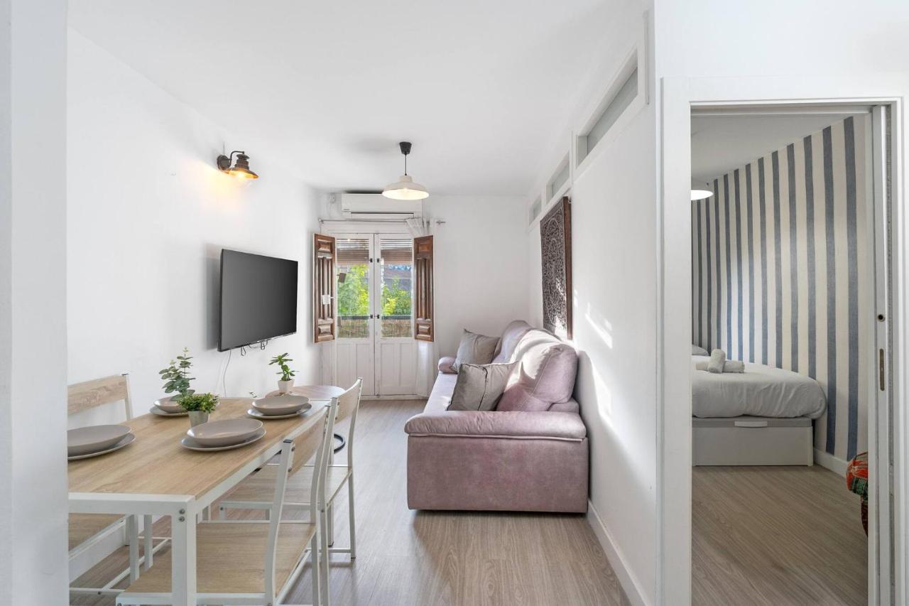 Home4u Elv 136 - B&B Granada