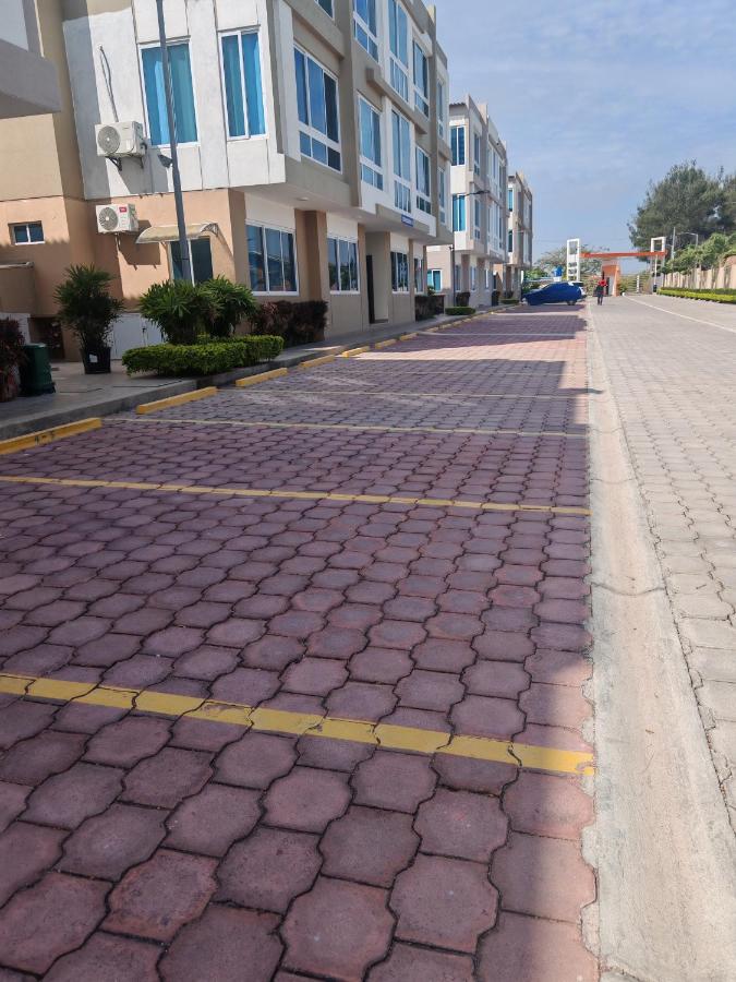 apartamento frente a la playa condominio Data paraiso - B&B General Villamil