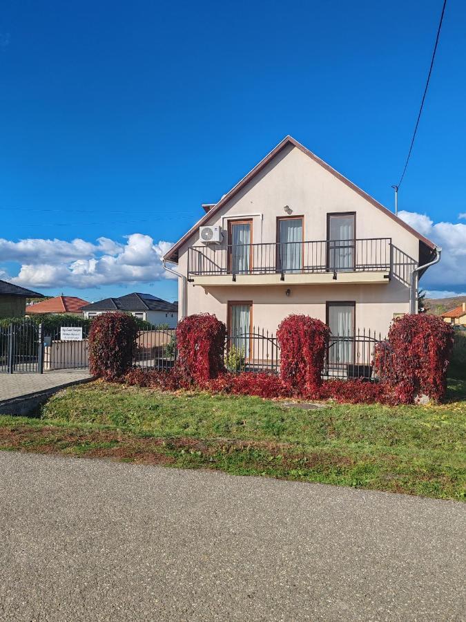 Négy Évszak Vendégház Demjén - B&B Demjén