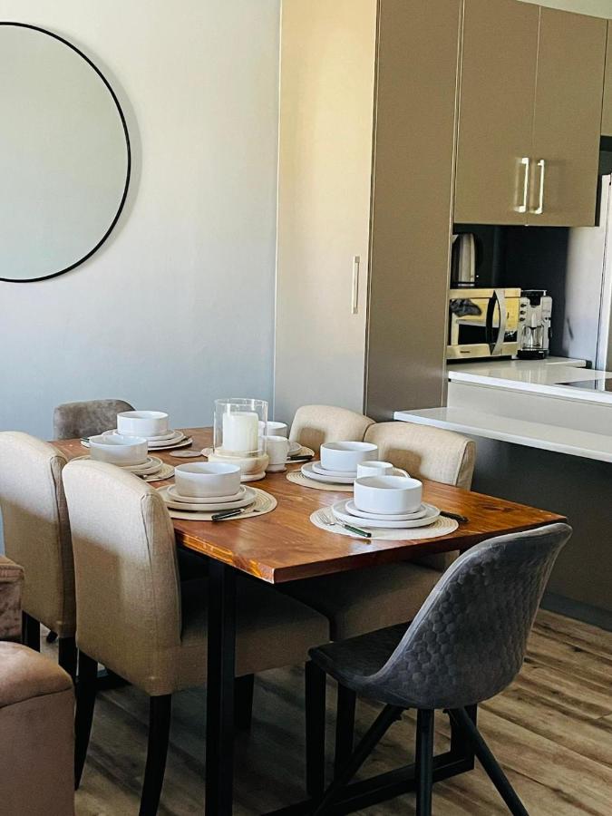 Merensky Tower Apartment - Ferienwohnung Windhoek