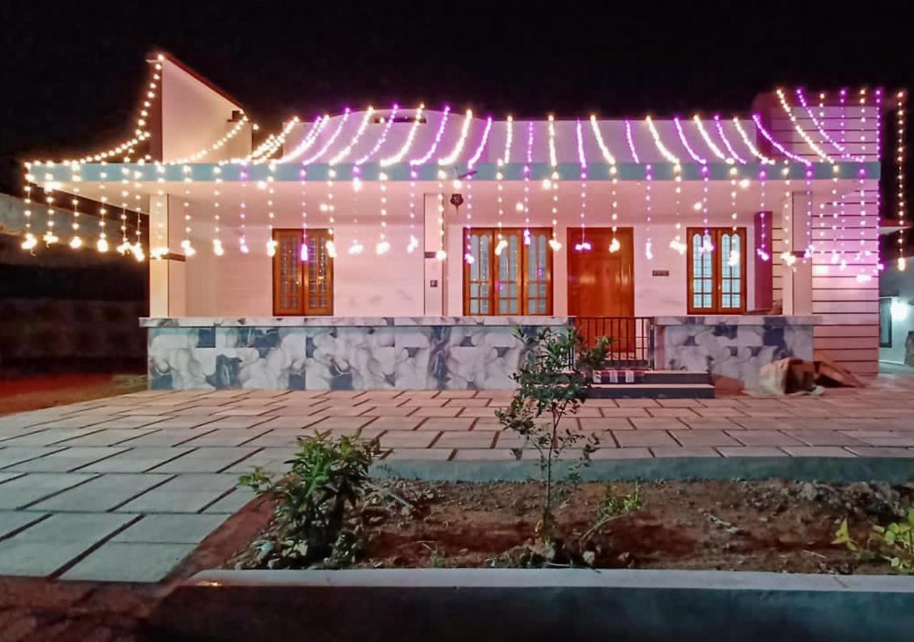 Devas Homestay - Bed and Breakfast Kallār