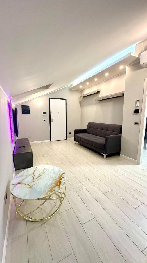 Casa Di MBAPE 2 - Ferienwohnung Meda
