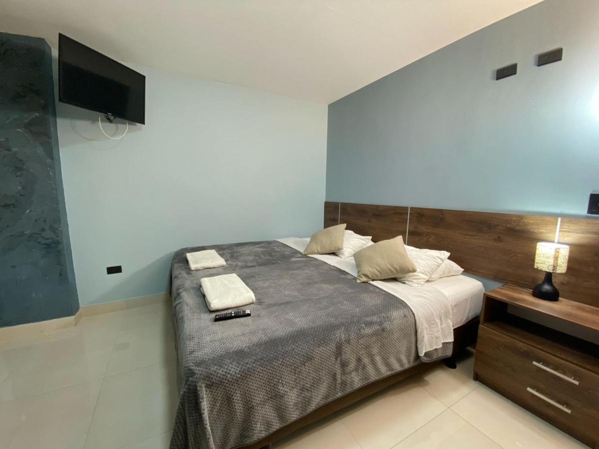 Apartment 8 in the center - 2 Bedroom 1 Bath - B&B Baños