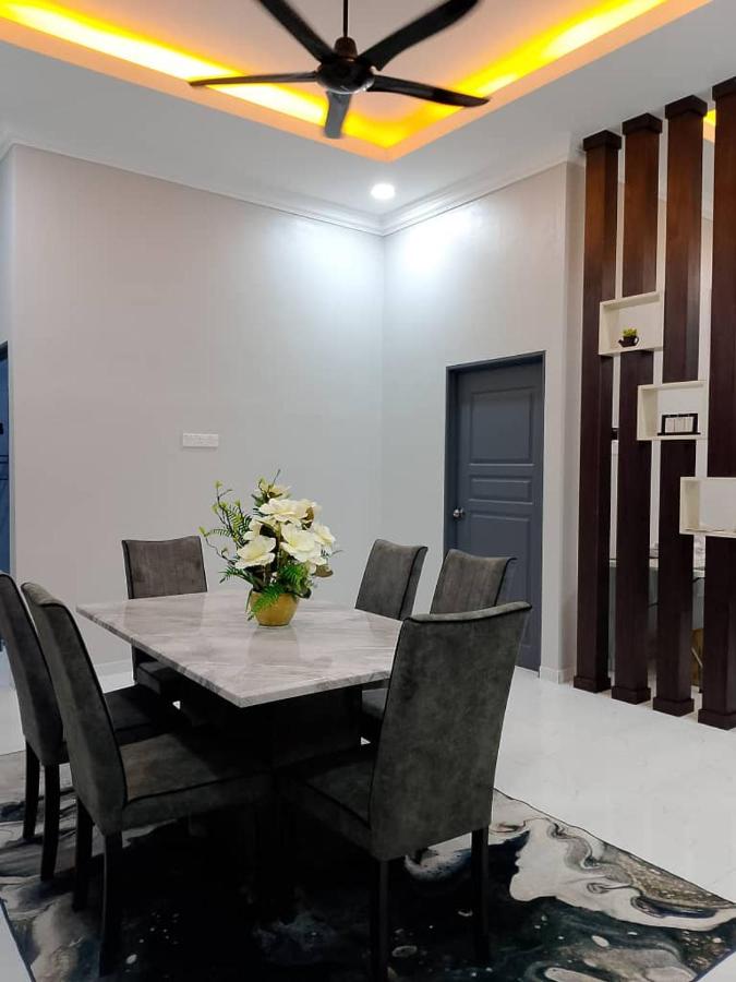 HomeStay Rafiza - B&B Jertih