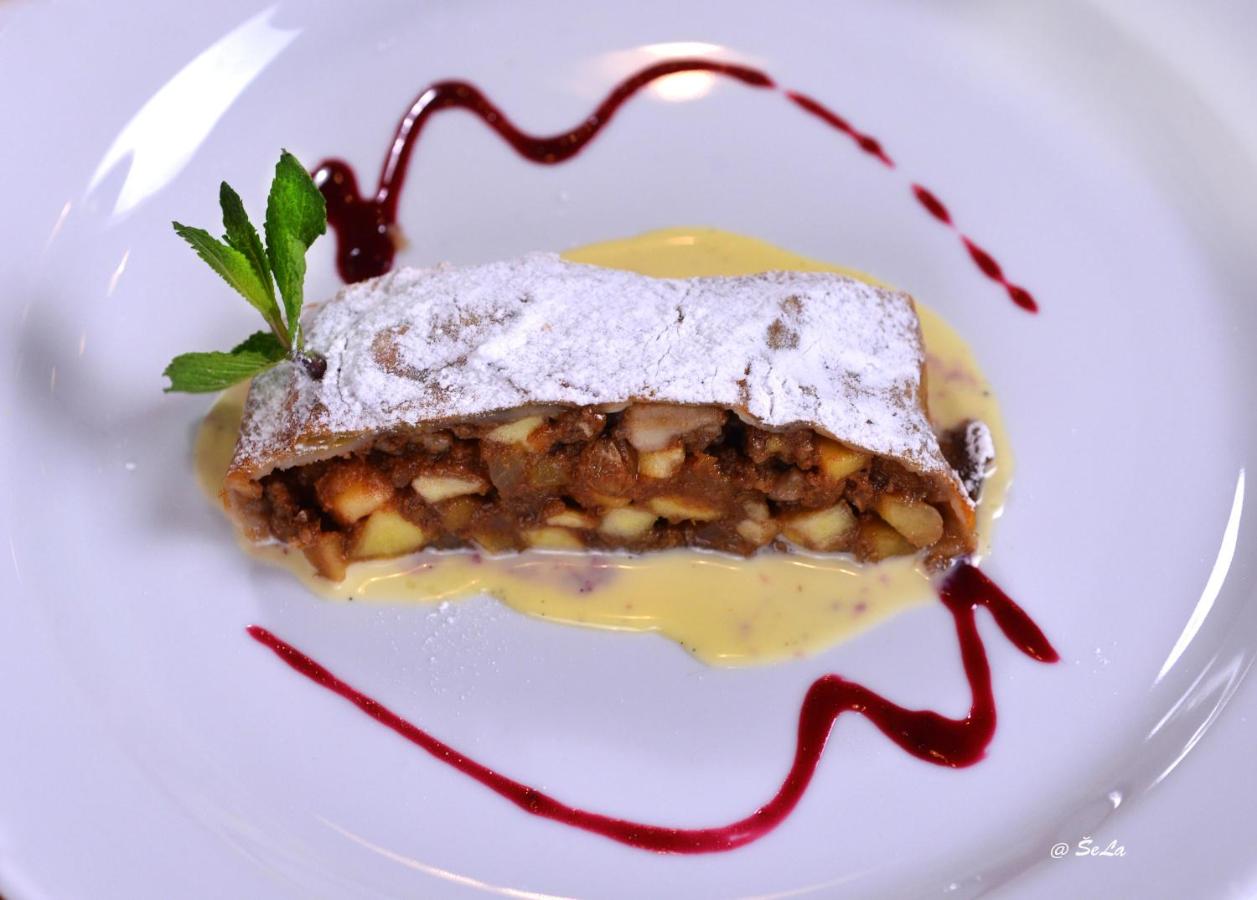 Královický Dvůr - Bed and Breakfast