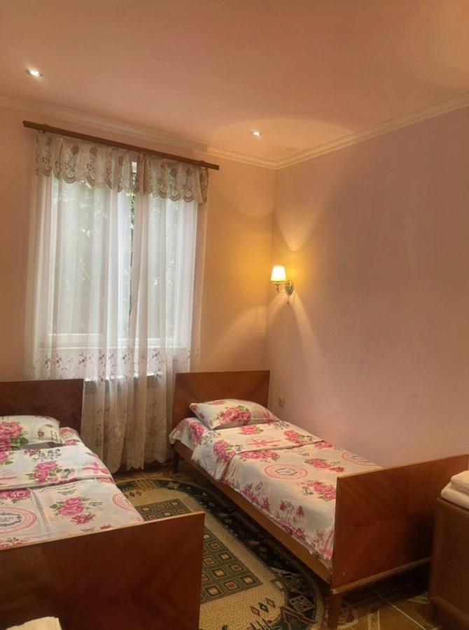 Double or Twin Room with Shower