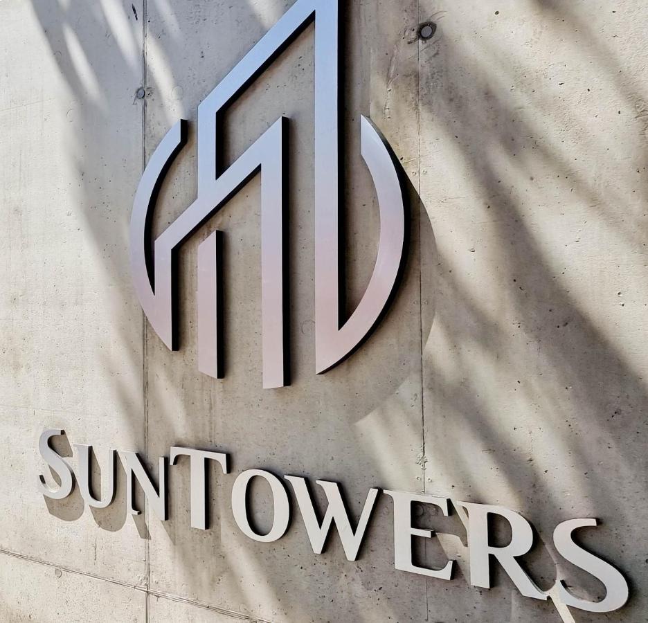 visit baltic - Sun Towers 51, apartament z 2 sypialniami i parkingiem - Bed and Breakfast Świnoujście