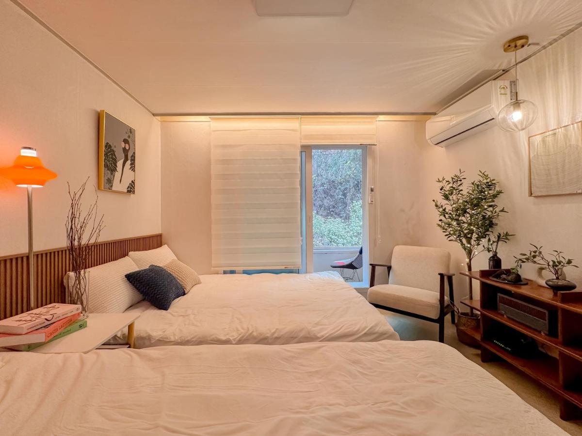 hongdae 5minutes,Super station area - Ferienwohnung Seoul