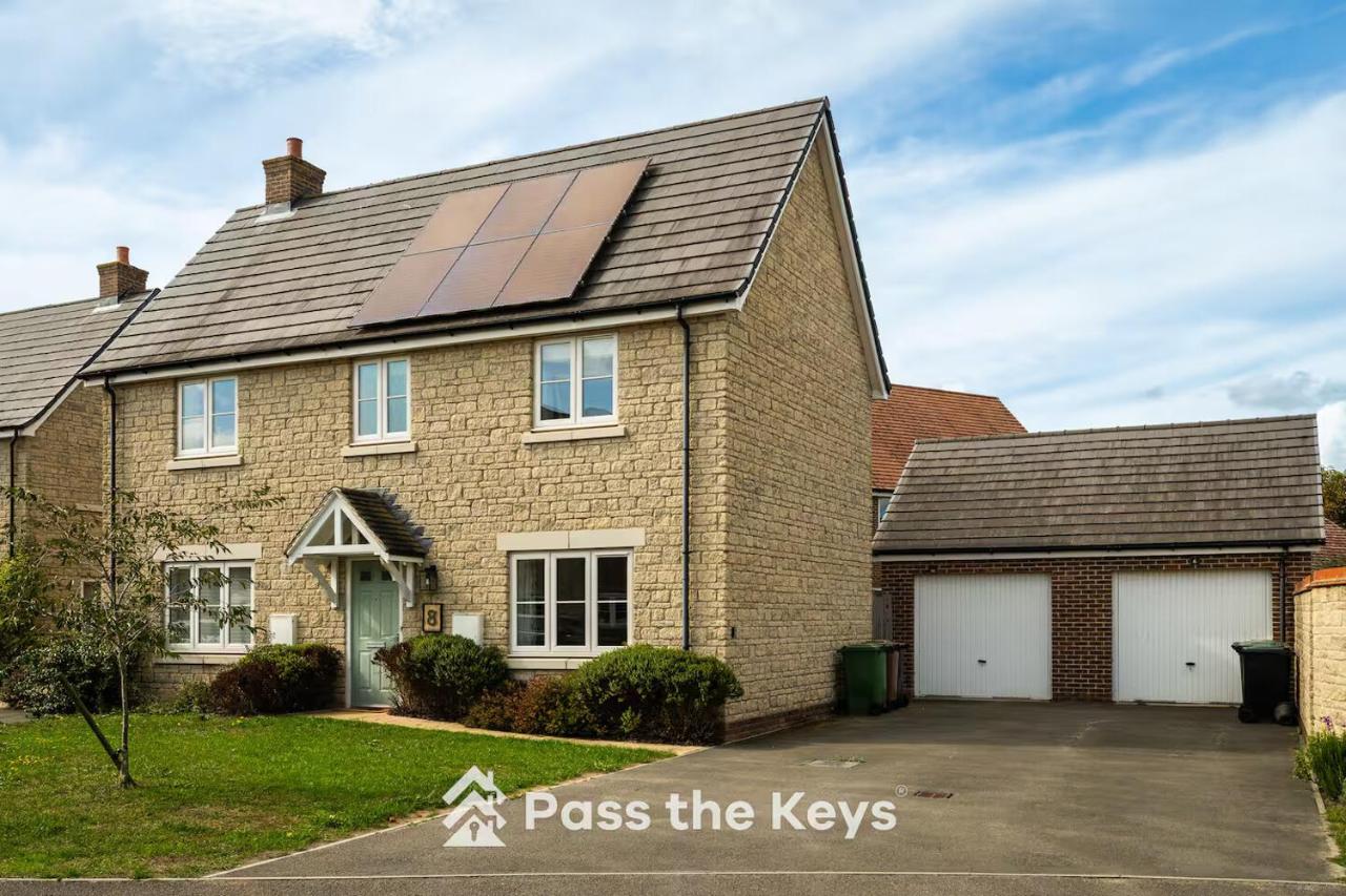 Pass the Keys Spacious Modern Family Home - 20 mins to Oxford - B&B Marcham