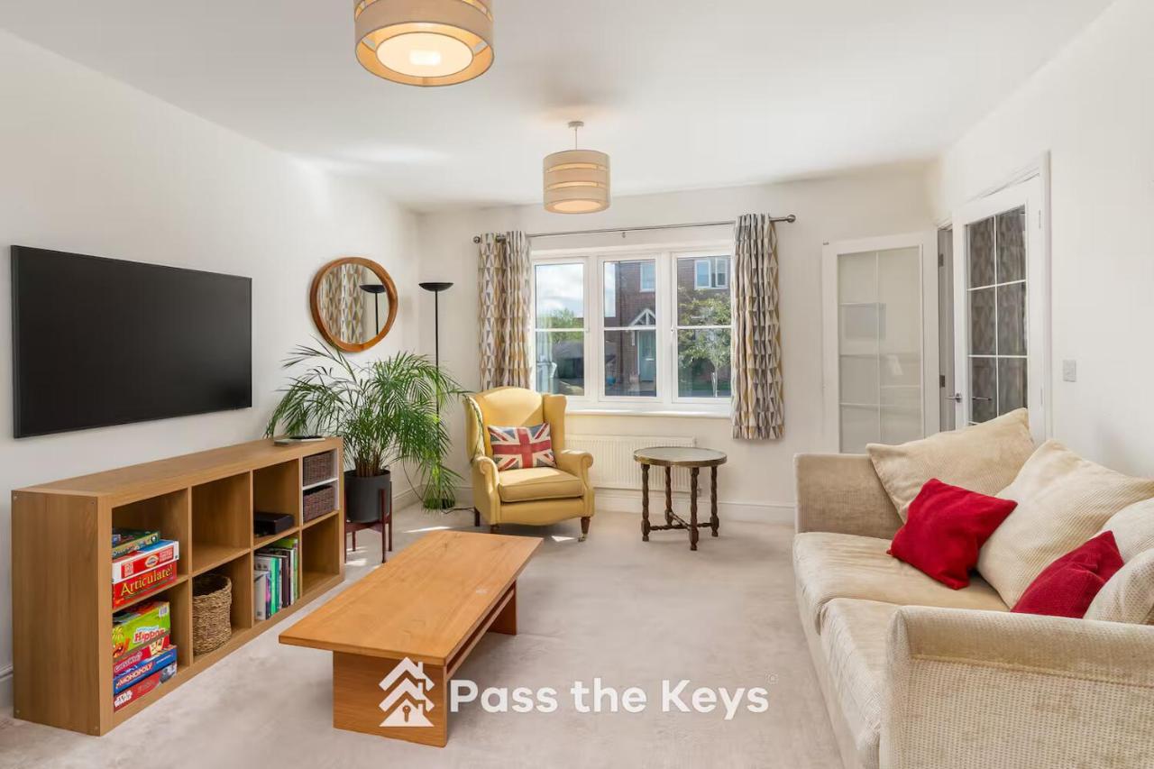 Pass the Keys Spacious Modern Family Home - 20 mins to Oxford - B&B Marcham