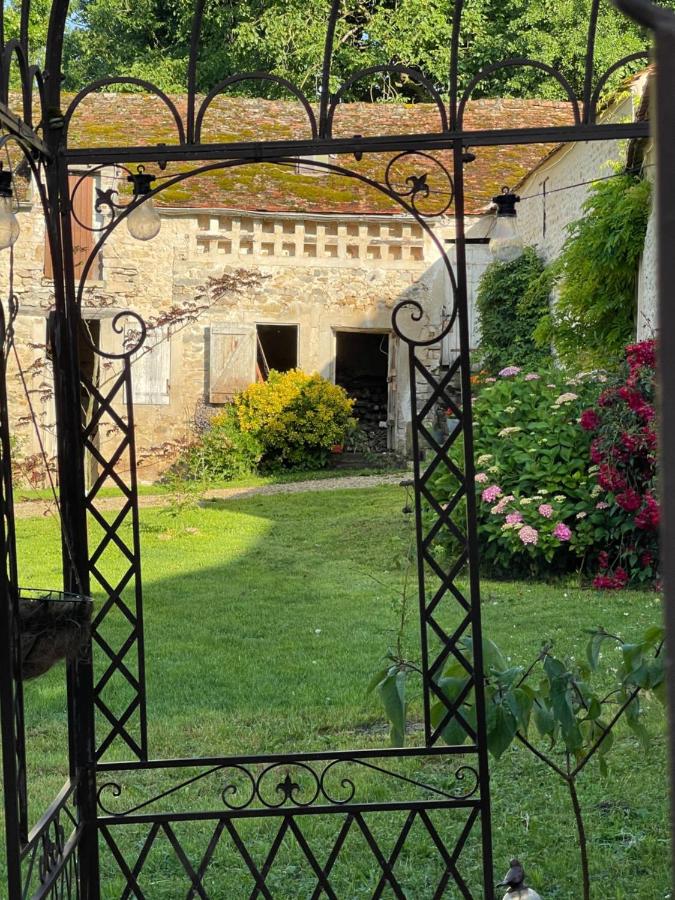 Le petit jardin du Coudray - B&B Étréchy