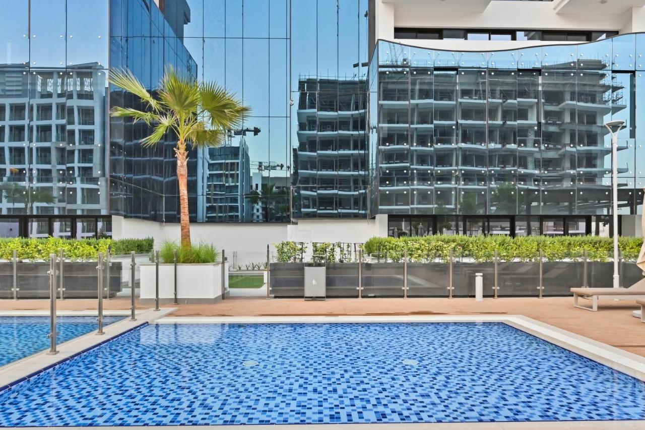 Riviera Azure Gateway Superior- 10min to Burj Khalifa, Dubai Mall and Airport and 20min to Marina - B&B Dubai
