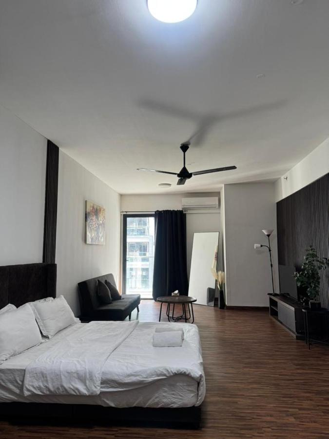 K Avenue by SRI Stay - B&B Donggongon