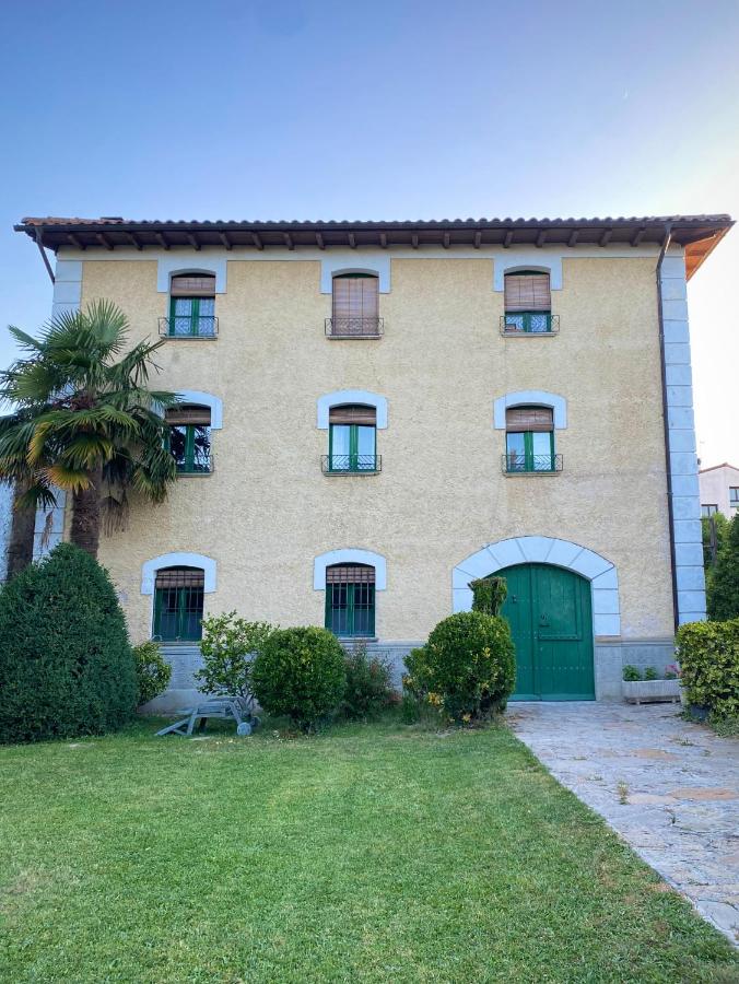 Casa Rural Masión de Egüés - B&B Elcano