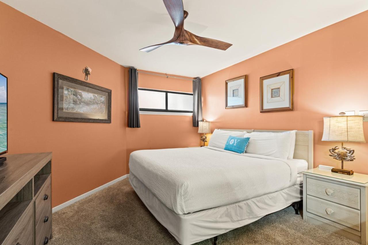 Two-Bedroom Apartment with Sea View - 803E