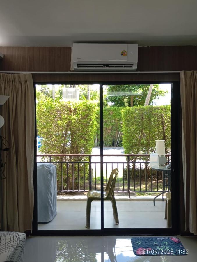 The Title Rawai Beach Front 1bdr - Chambres d’hôtes Ban Raboet Kham