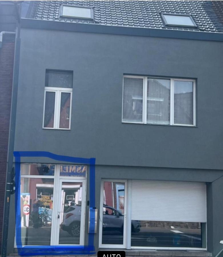 Cosy flat close to Ghent station - B&B Melle