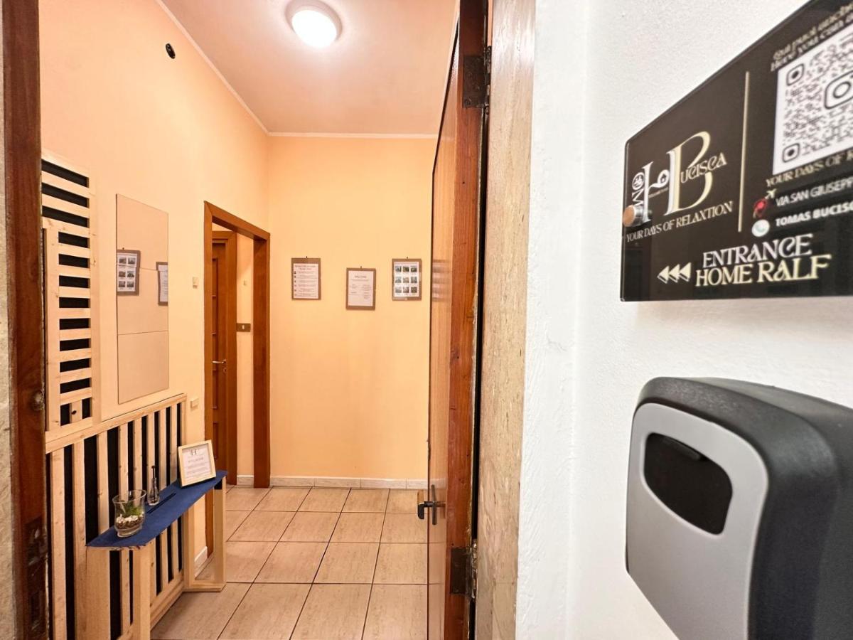 Camera Matrimoniale con Bagno Privato